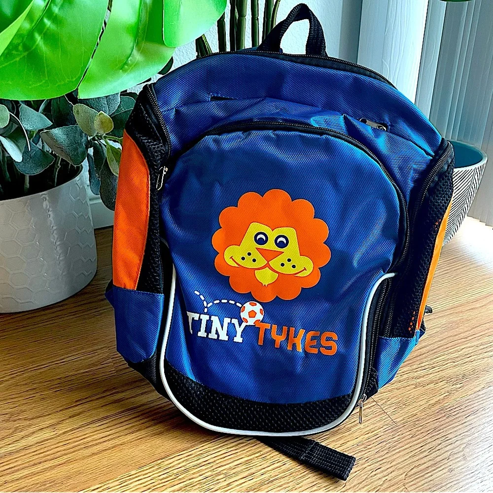 🟢3/$15 TINY TIKES ⚽️ Children’s Backpack 🦁